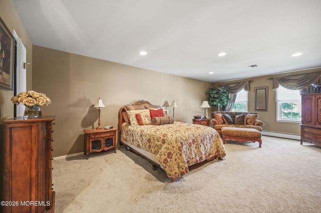 9 Nancy Road, Marlboro, NJ 07746