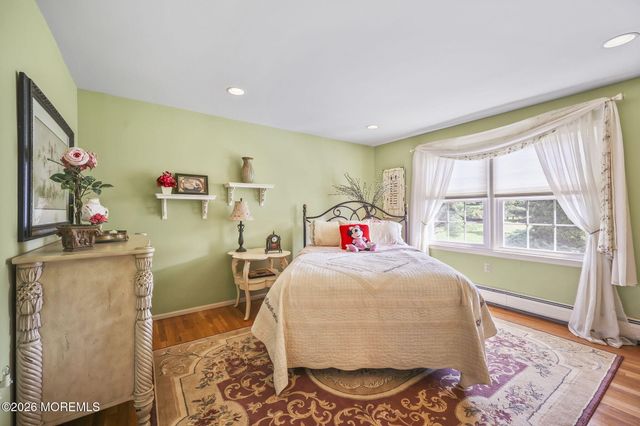 9 Nancy Road, Marlboro, NJ 07746