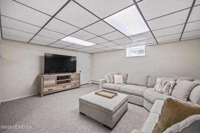 9 Nancy Road, Marlboro, NJ 07746