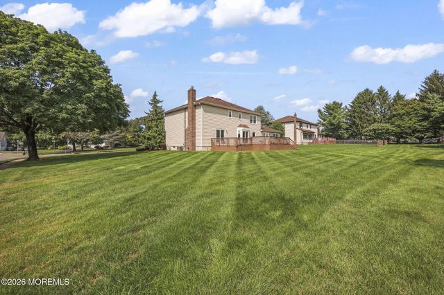 9 Nancy Road, Marlboro, NJ 07746