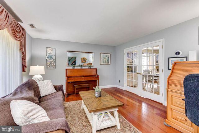 74 TWIN PONDS DR, Sewell, NJ 08080