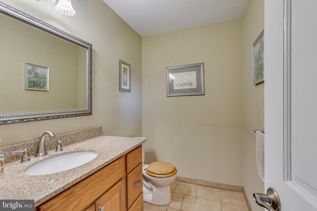 74 TWIN PONDS DR, Sewell, NJ 08080