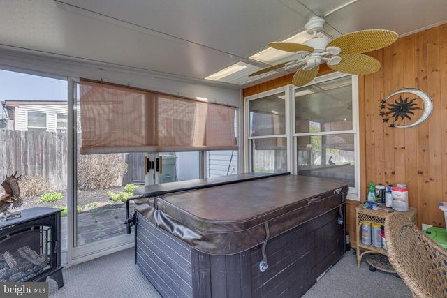 74 TWIN PONDS DR, Sewell, NJ 08080