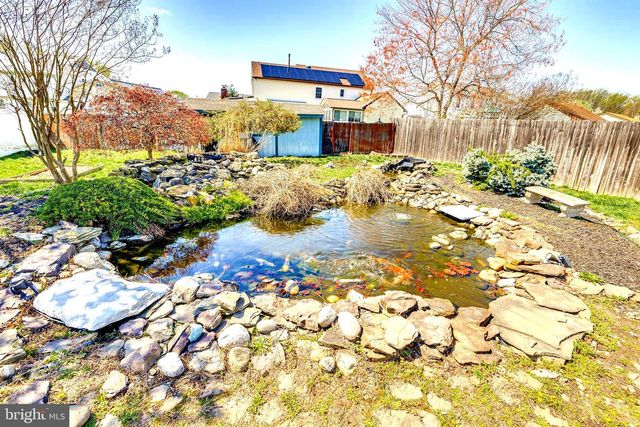 74 TWIN PONDS DR, Sewell, NJ 08080