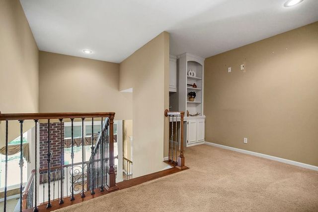 14400 Grant Street, Overland Park, KS 66221