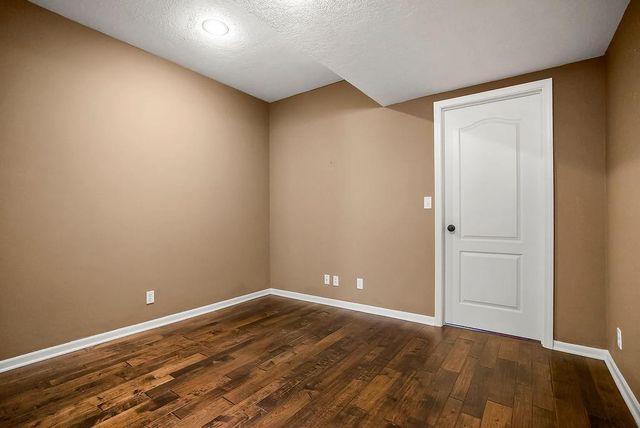 14400 Grant Street, Overland Park, KS 66221