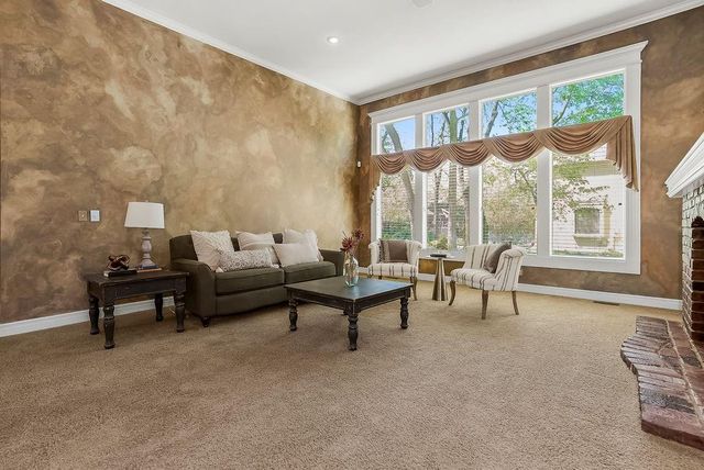 14400 Grant Street, Overland Park, KS 66221