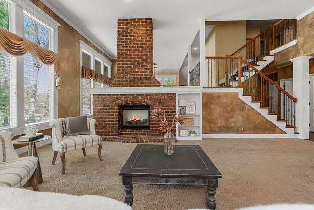 14400 Grant Street, Overland Park, KS 66221