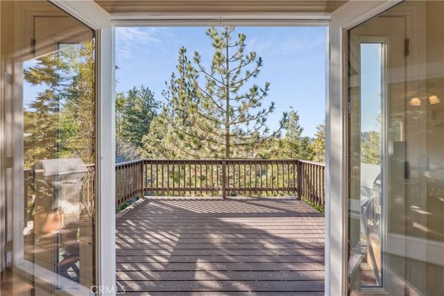 305 Summit Road, Lake Arrowhead, CA 92352
