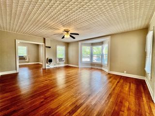 701 W Sycamore Street, Denton, TX 76201