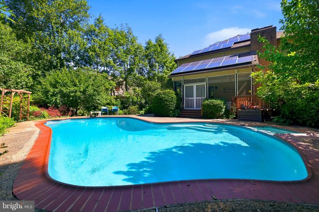 8578 BRICKYARD RD, Potomac, MD 20854