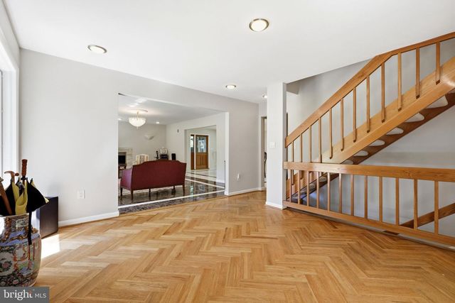 8578 BRICKYARD RD, Potomac, MD 20854