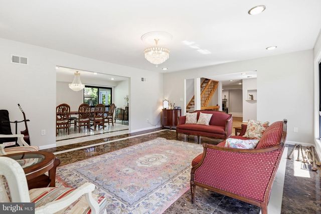 8578 BRICKYARD RD, Potomac, MD 20854