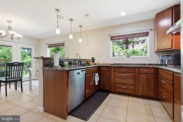 8578 BRICKYARD RD, Potomac, MD 20854