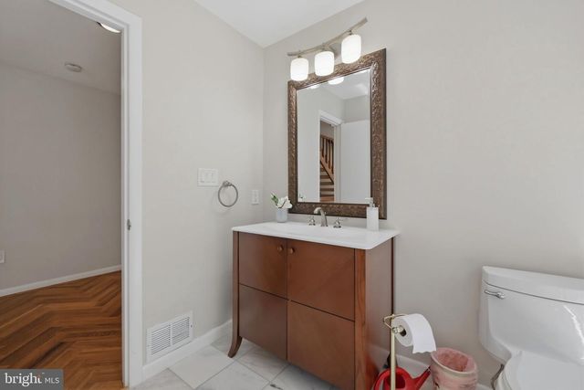 8578 BRICKYARD RD, Potomac, MD 20854