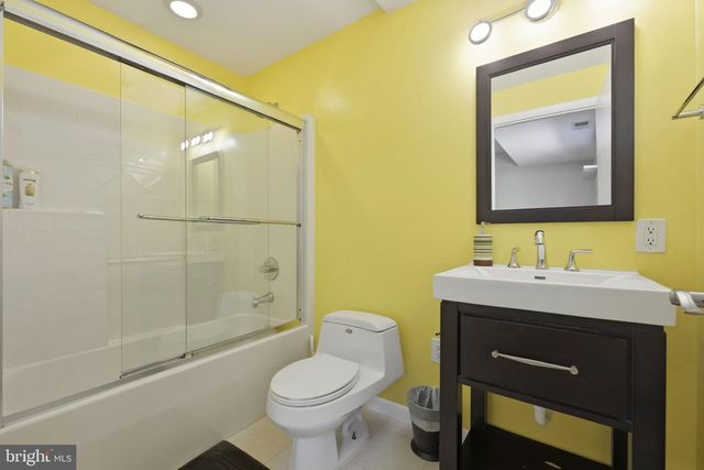 8578 BRICKYARD RD, Potomac, MD 20854