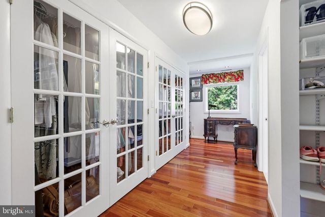 8578 BRICKYARD RD, Potomac, MD 20854