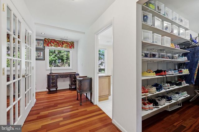 8578 BRICKYARD RD, Potomac, MD 20854