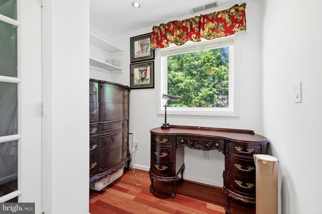 8578 BRICKYARD RD, Potomac, MD 20854