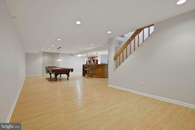 8578 BRICKYARD RD, Potomac, MD 20854