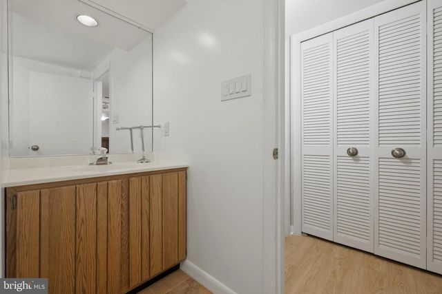 8578 BRICKYARD RD, Potomac, MD 20854