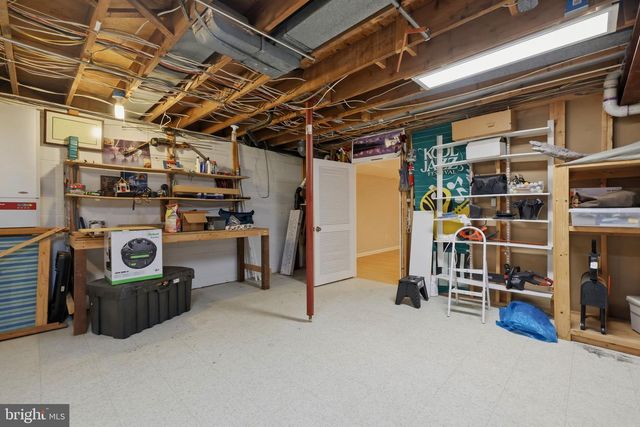 8578 BRICKYARD RD, Potomac, MD 20854