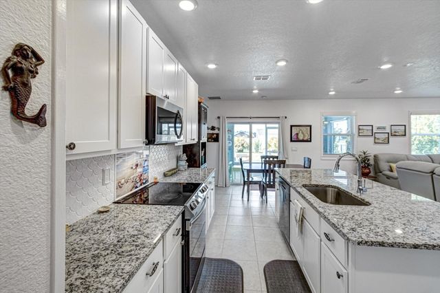 103 Ocean Jasper Dr, St Augustine, FL 32086