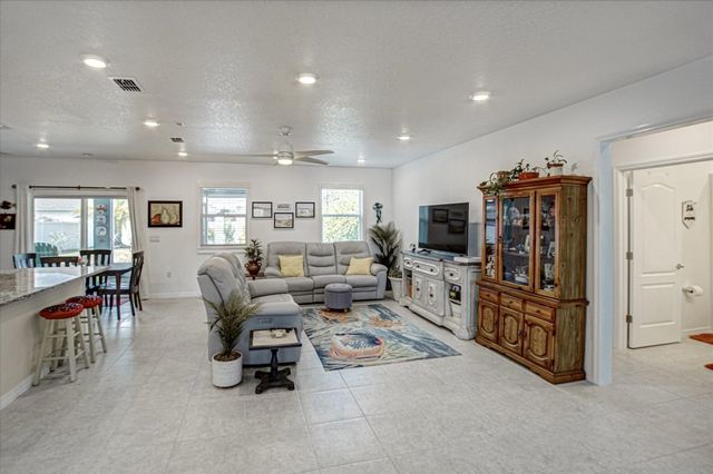 103 Ocean Jasper Dr, St Augustine, FL 32086