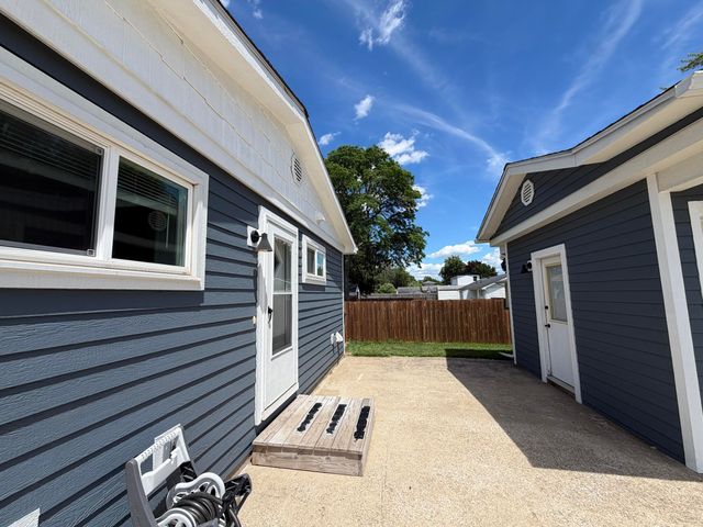 314 S Bray Street, New Carlisle, IN 46552