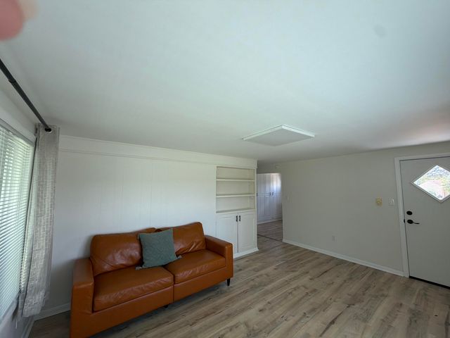 314 S Bray Street, New Carlisle, IN 46552