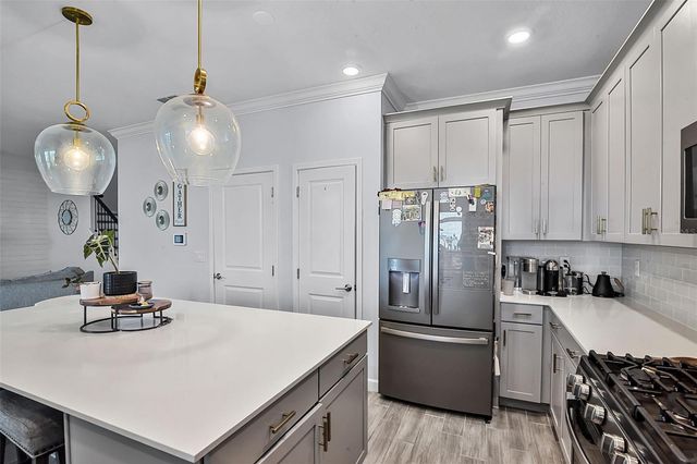 1123 DORA PARC LANE, Mount Dora, FL 32757