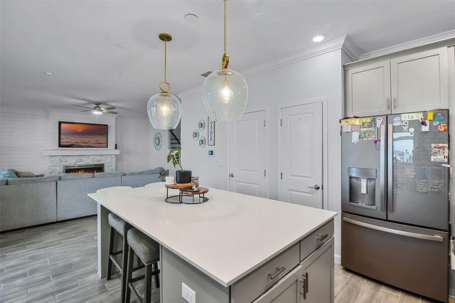 1123 DORA PARC LANE, Mount Dora, FL 32757
