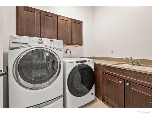 8577 Holman Circle, Arvada, CO 80005