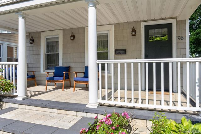 96 School Street, Oyster Bay, NY 11771