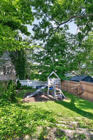 96 School Street, Oyster Bay, NY 11771