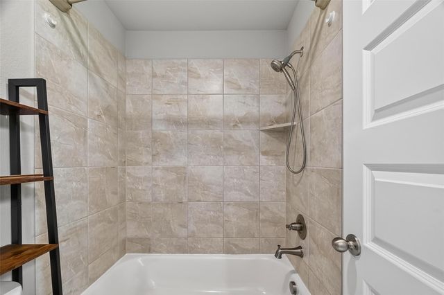 2608 Yaletzi Lane, League City, TX 77573