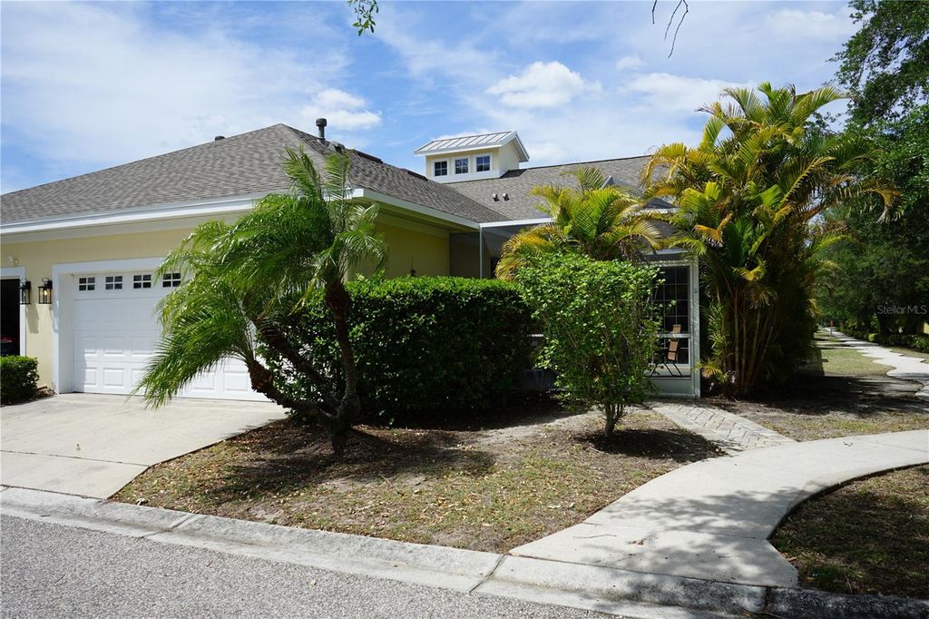 Image 1 of property listing at 201 SUNSET CREST COURT, Apollo Beach, FL 33572