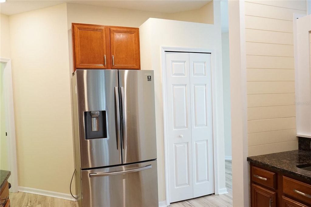 Image 14 of property listing at 201 SUNSET CREST COURT, Apollo Beach, FL 33572