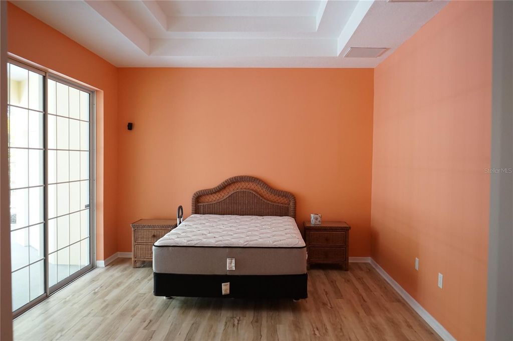 Image 27 of property listing at 201 SUNSET CREST COURT, Apollo Beach, FL 33572