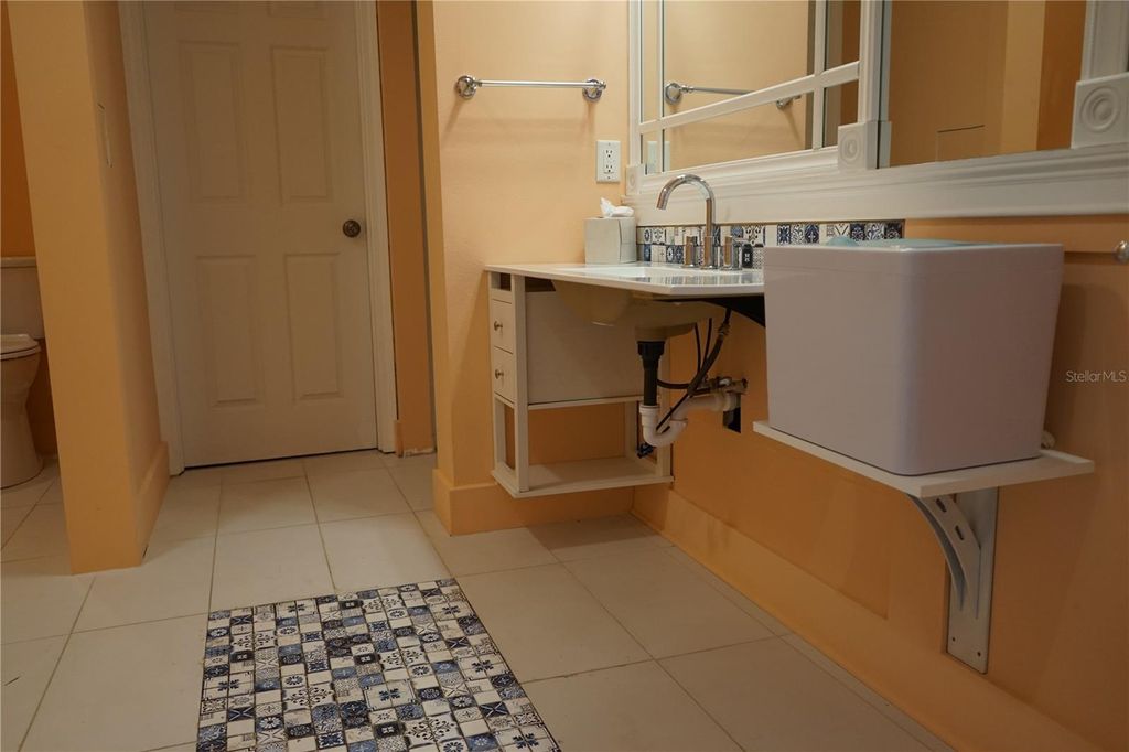 Image 33 of property listing at 201 SUNSET CREST COURT, Apollo Beach, FL 33572