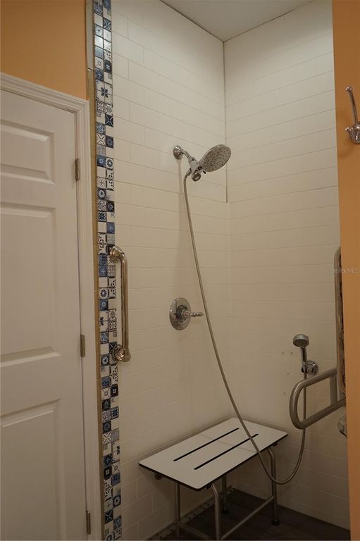 Image 40 of property listing at 201 SUNSET CREST COURT, Apollo Beach, FL 33572