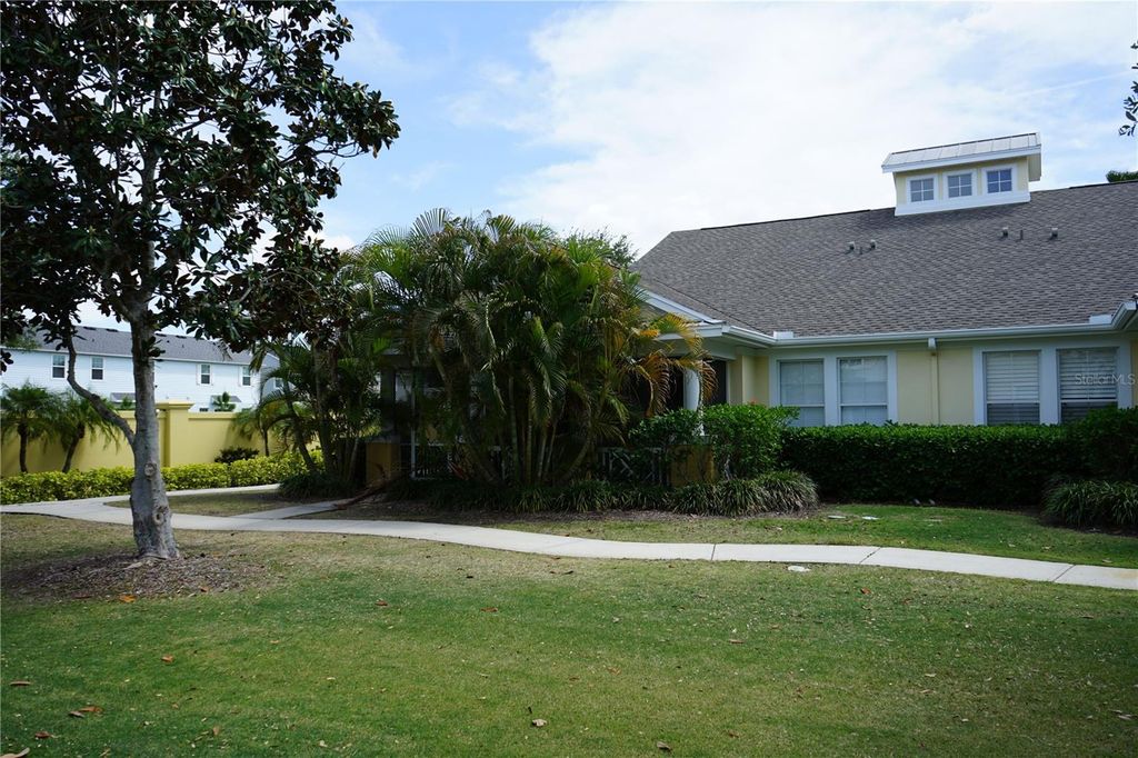 Image 59 of property listing at 201 SUNSET CREST COURT, Apollo Beach, FL 33572