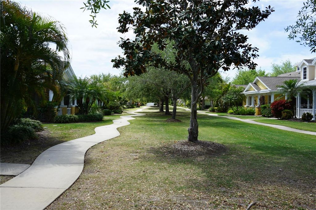 Image 62 of property listing at 201 SUNSET CREST COURT, Apollo Beach, FL 33572