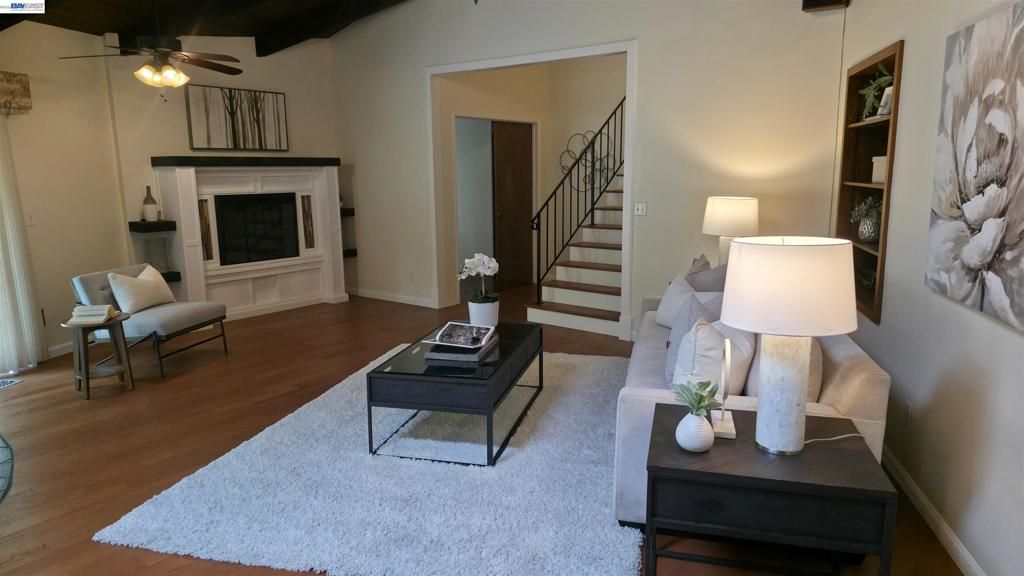 Image 11 of property listing at 699 Fiesta Pl, Hayward, CA 94544