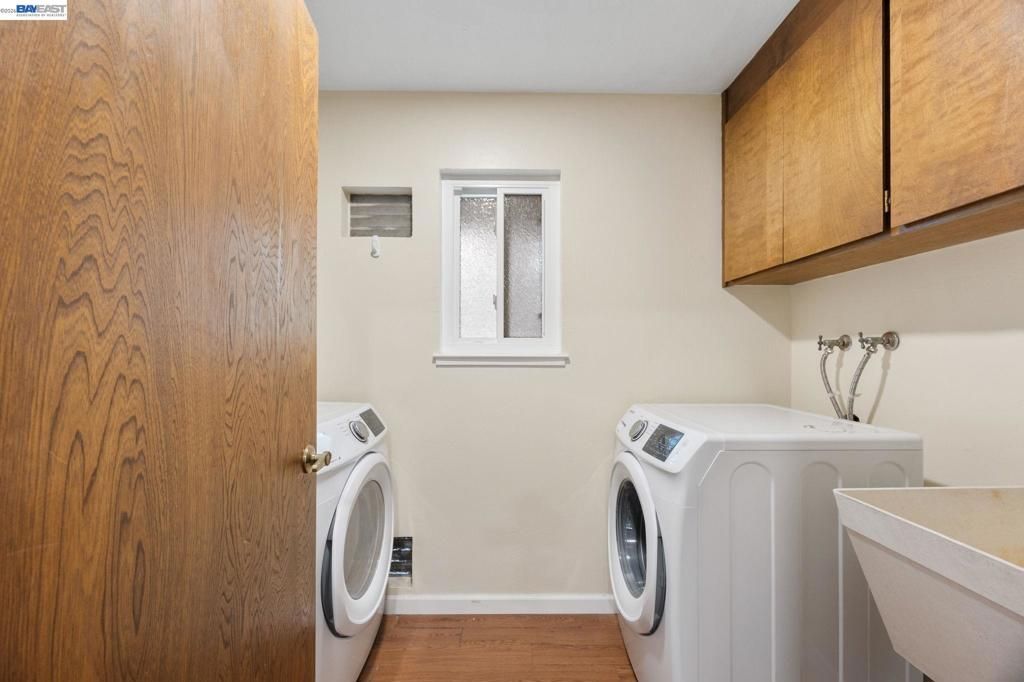 Image 28 of property listing at 699 Fiesta Pl, Hayward, CA 94544