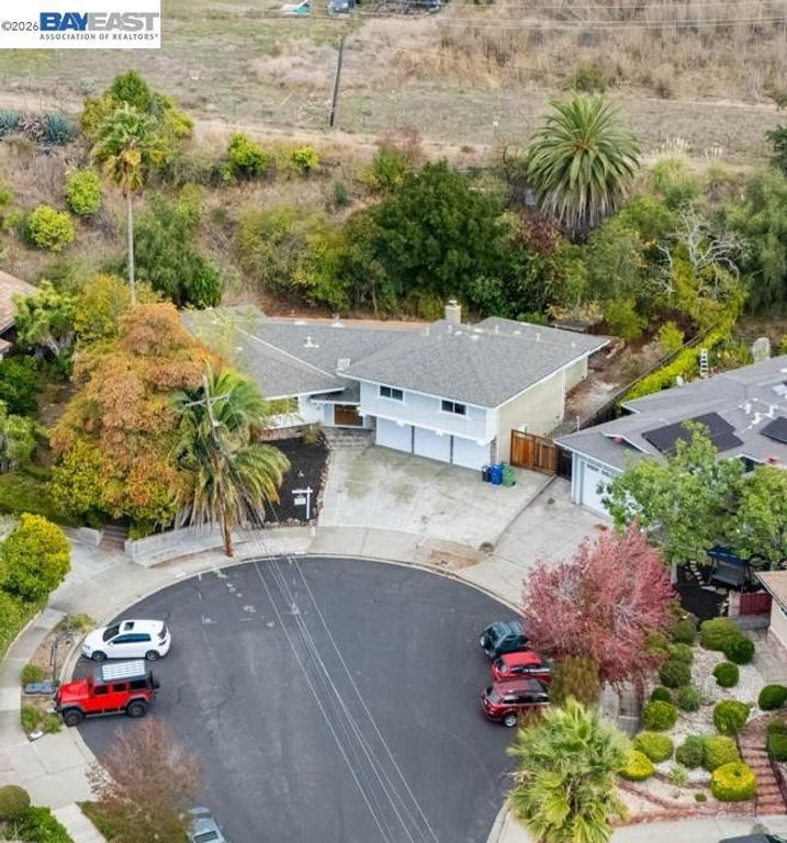 Image 33 of property listing at 699 Fiesta Pl, Hayward, CA 94544