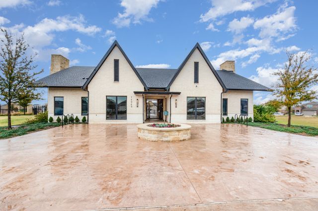 15809 Caballero Drive, Fort Worth, TX 76247