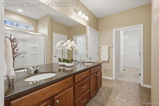3031 Sumerlyn Court, Auburn Hills, MI 48326
