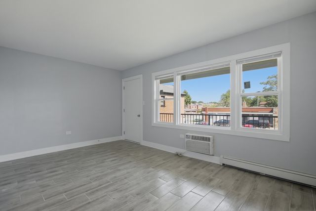 2537 E 83rd Street 1, Chicago, IL 60617