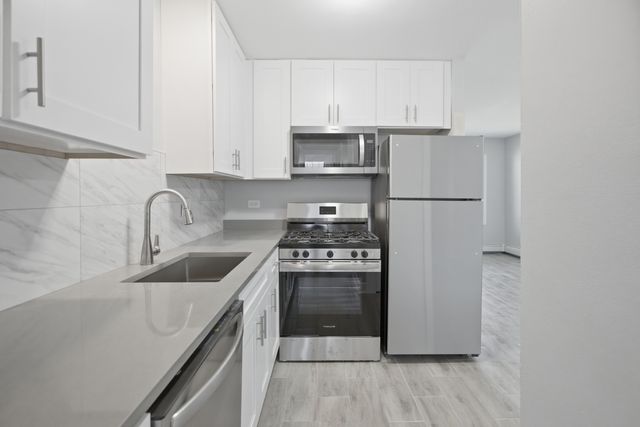 2537 E 83rd Street 1, Chicago, IL 60617